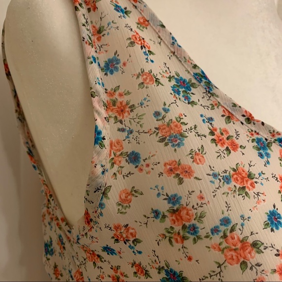 Tank Top - Picture 3 of 5